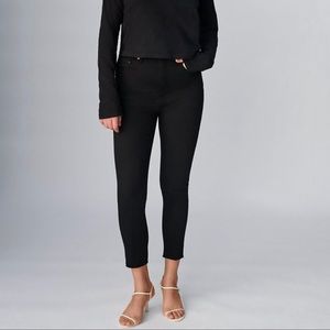 Aritzia Denim Forum Lola Cropped Jeans